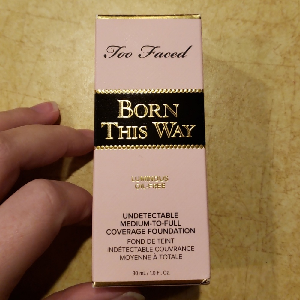 NEW TOO FACED SWAN FOUNDATION